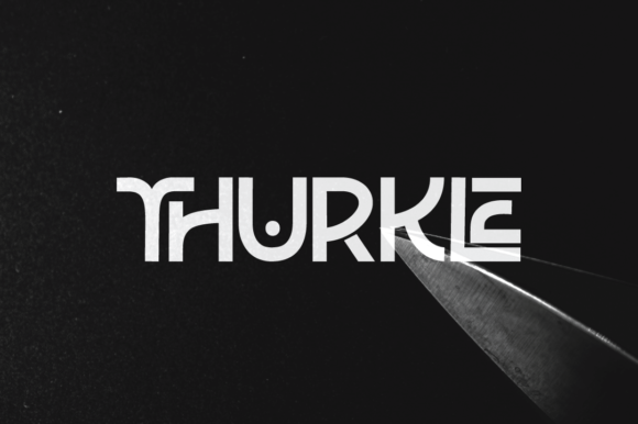 A Detailed Review of the Thurkle Display Typeface